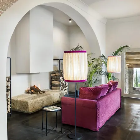 Conti Galgani Villa *